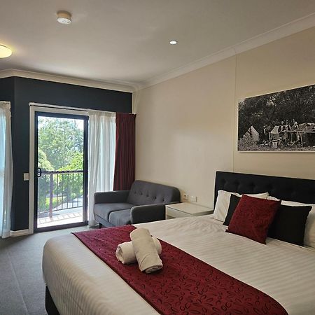 Eastgate On The Range Motel Toowoomba Exterior photo